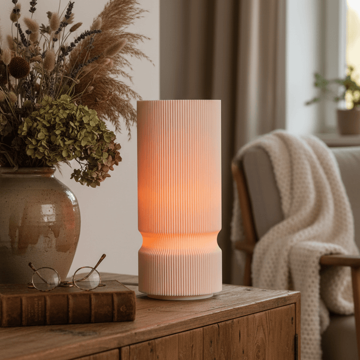 Glowline Tischlampe – Geometrische Designer - Leuchte E14 in Weiß oder Lila | Roomberry - Roomberry